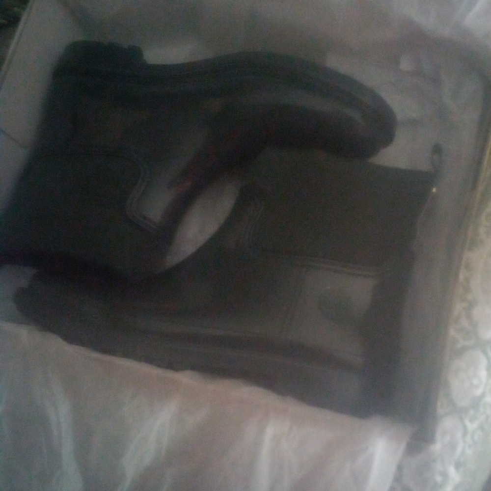 Shoes and pocket book